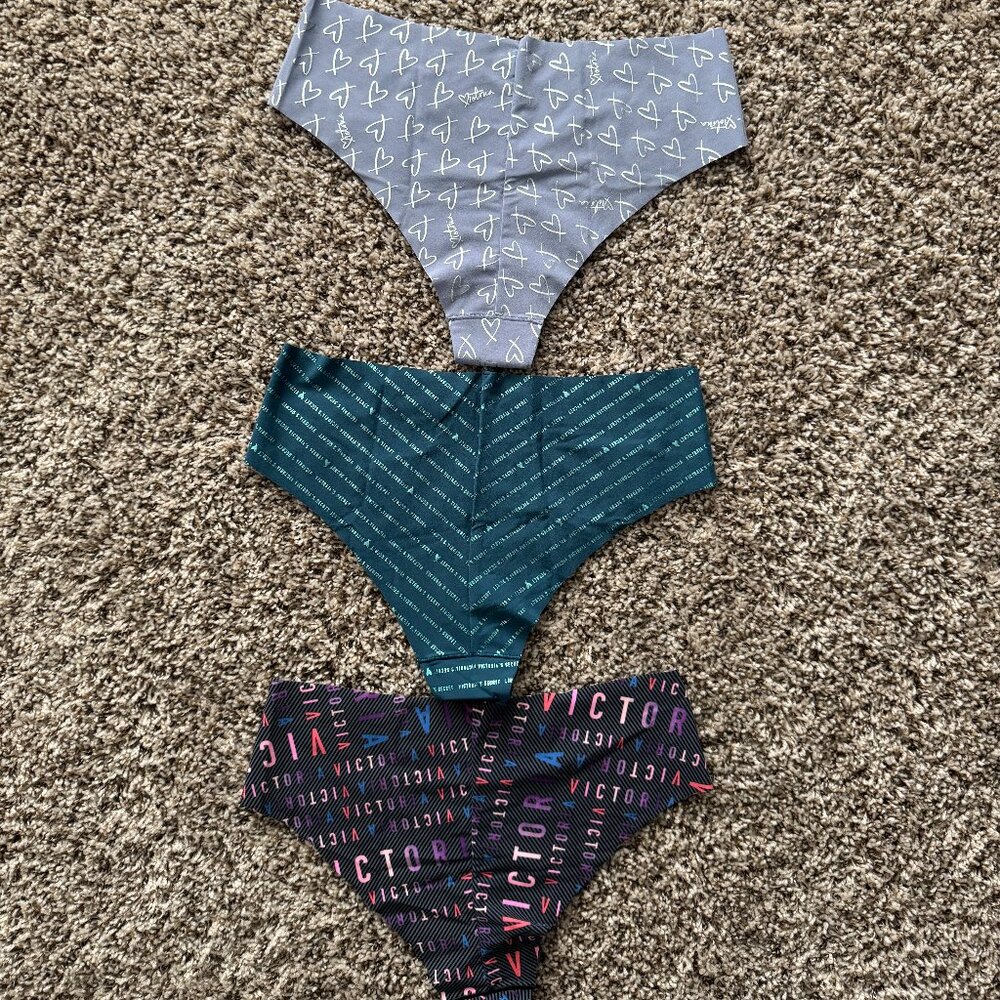 (3) NWT Victoria's Secret cheeky underwear, Size Large